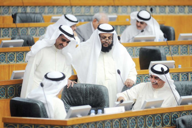 معادل الخرافي وحمود الحمدان وديوسف العلي