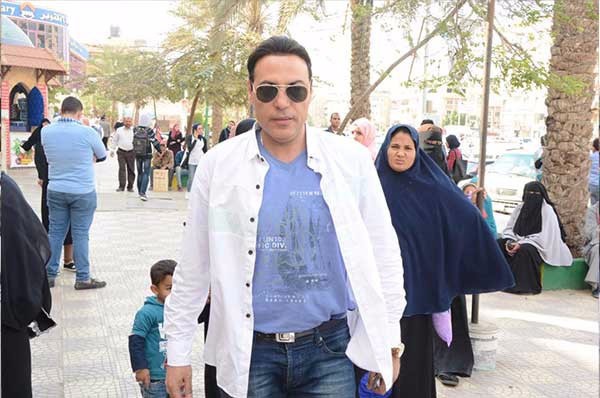 بالصور.. 6 فنانين فقط في جنازة الفنان الراحل سيد زيان.. تعرف عليهم