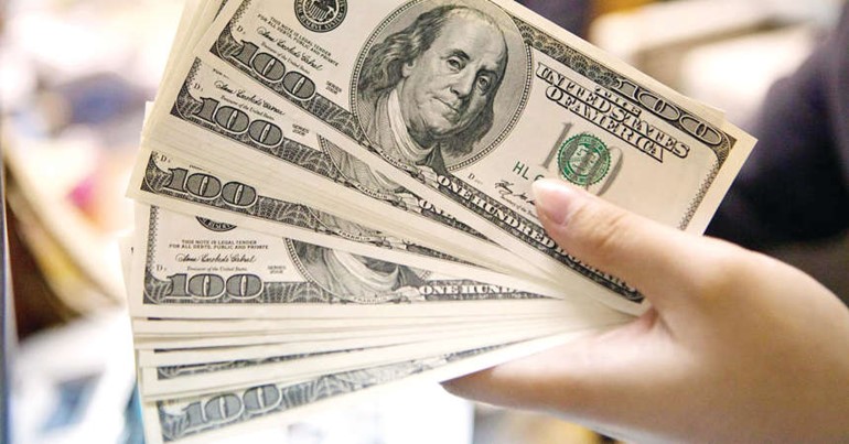المخاطر السياسية المرتبطة بالانتخابات الاميركية تشكل تهديدا لقوة الدولار﻿