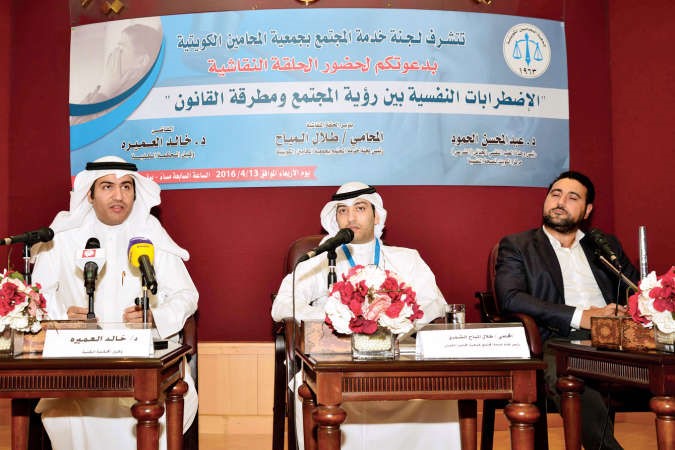 المتحدثون في الندوة 	شانافاس قاسم﻿