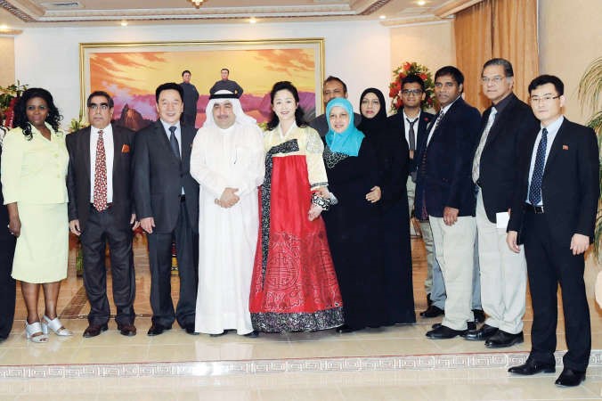سفير كوريا الشمالية سو تشانغ سيك وحرمه وعدد من المهنئين