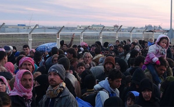 أكثر من 30 ألفاً يفرون من معارك حلب في يومين