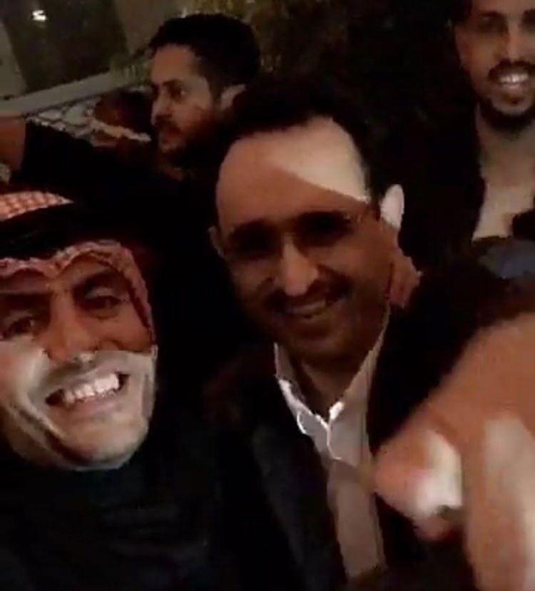 
وسيلفي لثامر الدخيل والشيخ ماجد الصباح