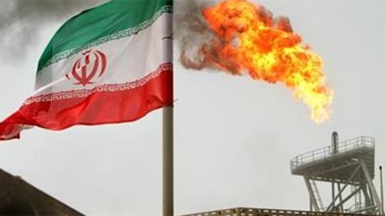 إيران: إنتاجنا من النفط تجاوز 3.5 مليون برميل يومياً