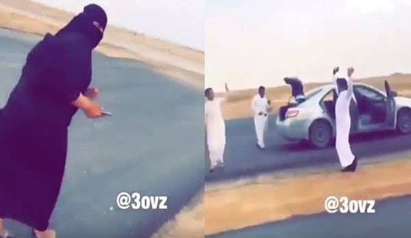 بالفيديو..مجموعة شباب يتحرشون بفتاة في أحد مناطق السعودية