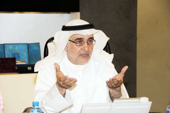  ويرد على اسئلتهم
