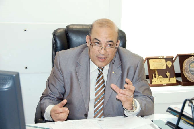 دايهاب المصري استشاري امراض النساء والتوليد والعقم
