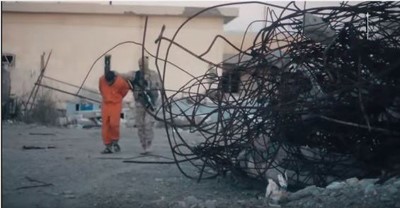 شاهد.. داعش يتفنن باعدام 8 عراقيين بوسائل وحشية !