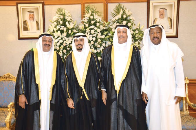 عادل السالم مباركا﻿