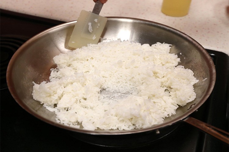هذه هي الطريقة المثالية لطهو الأرز بدون وحدات حرارية 