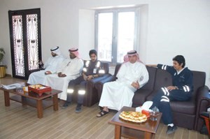 النائب ماضي الهاجري مع رئيس نقابة البترول الوطنية محمد فالح الهاجري