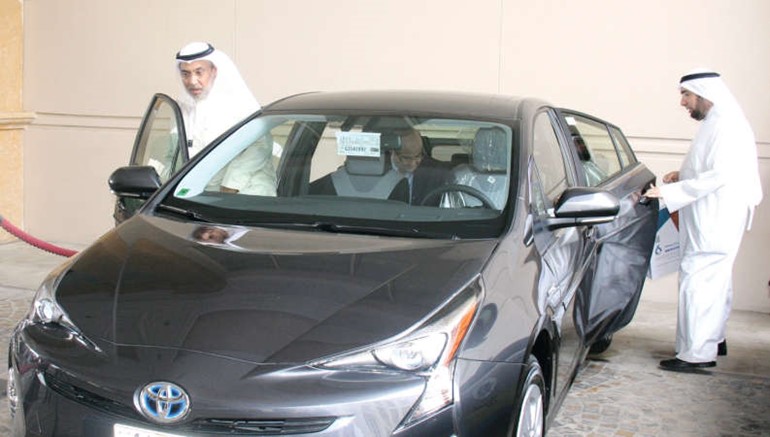  وتجارب قيادة