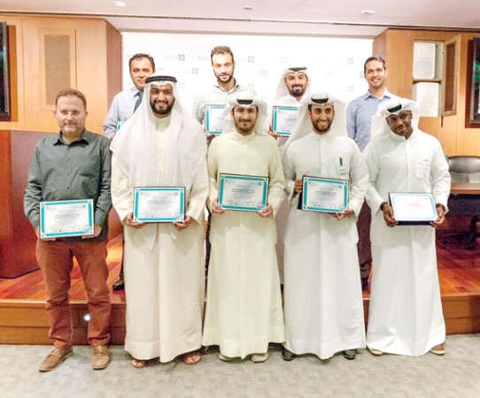 المشاركون في الدورة