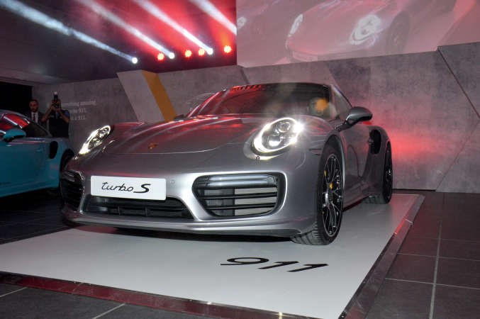 بورشه 911 الجديدة.. سلاحها القوة