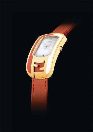 Fendi Timeieces تكشف عن مجموعة Chameleon Leather Collection الجديدة