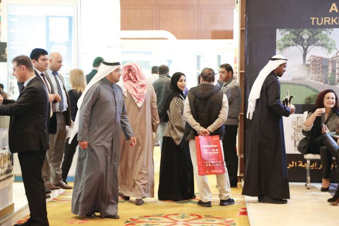 اقبال جماهيري كبير على معارض اسكان جلوبل العقارية