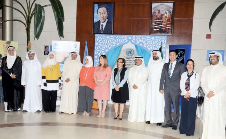لقطة جماعية للمشاركين في مراسم توقيع مذكرة التفاهم بين زين ومفوضية الامم المتحدة لشؤون اللاجئين﻿