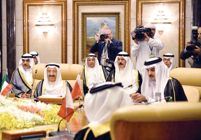 صاحب السمو الامير الشيخ صباح الاحمد مترئسا وفد الكويت خلال القمة الخليجيةالمغربية﻿