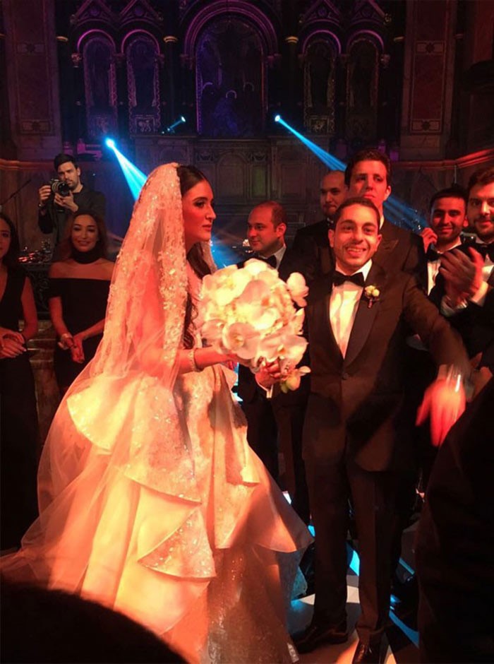 بالفيديو والصور .. وصلة رقص لشيريهان في حفل زفاف "ابن ضرتها"