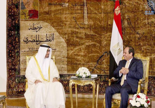 الرئيس عبدالفتاح السيسي مع الشيخ محمد بن زايد ال نهيان ولي عهد ابوظبي ونائب القائد الاعلى للقوات المسلحة بدولة الامارات