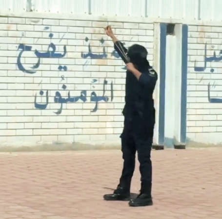 العسكري صائد العصافير ﻿