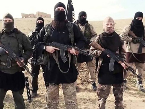 بالوثائق والصور.. تسريبات خطيرة تكشف الكثير عن مقاتلي "داعش" 