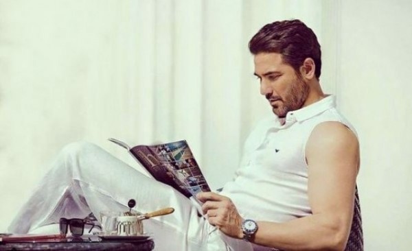 صورة: أحمد عز تثير الجدل.. بوتوكس ام فوتوشوب؟