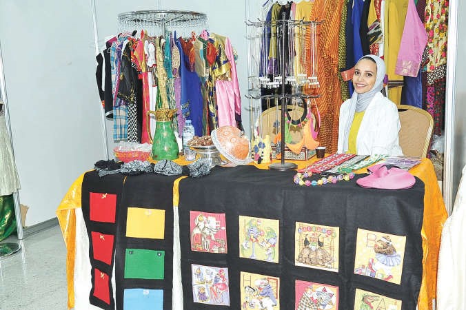 احد الاجنحة المشاركة