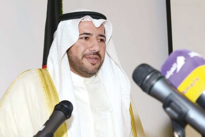  الشيخ عبدالله الاحمد يلقي كلمته خلال افتتاح ورشة العمل