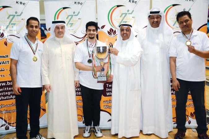 الحيدر والثنيان والميل يكرمون فريق البنك الاهلي الكويتي صاحب المركز الاول﻿