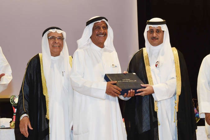  وتكريم الفنان القدير عبدالعزيز الحداد﻿