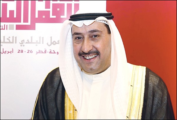 الشيخ فيصل الحمود خلال مشاركته في مؤتمر العمل البلدي الخليجي