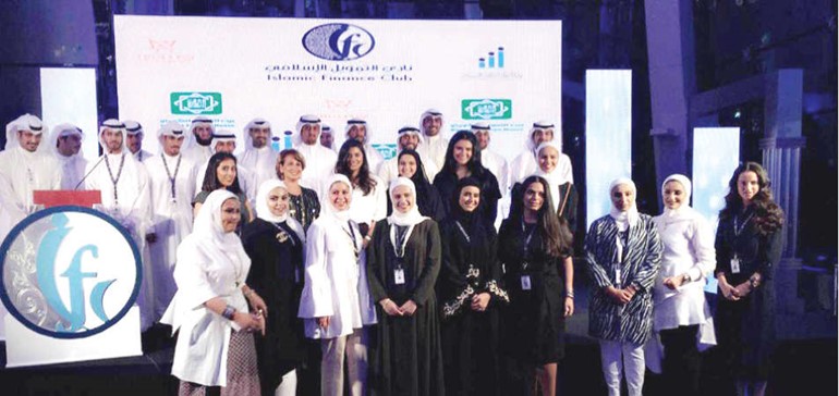 عدد من المشاركين في المبادرة