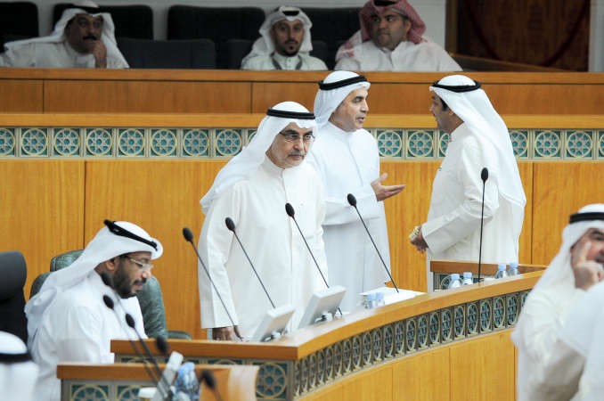 احمد لاري﻿