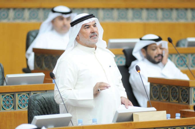 صالح عاشور﻿