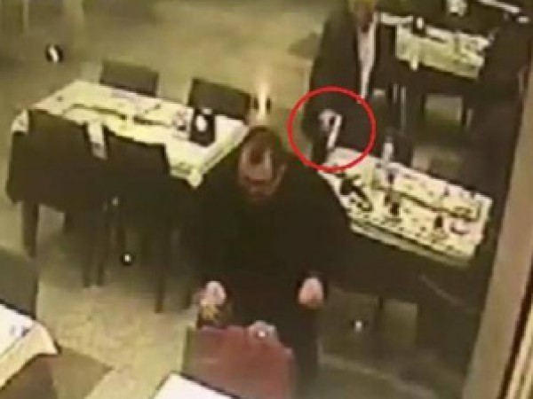 "فيديو صادم".. تُركي يقتل صديقه بالمسدس بعد إصراره على دفع الحساب في مطعم