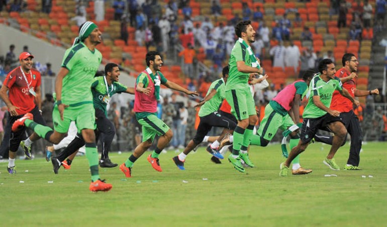 فرحة لاعبي اهلي جدة عقب التتويج بالدوري يوم الاحد الماضي 