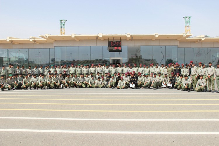 صورة جماعية للمشاركين في الدورات