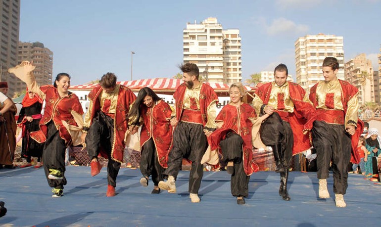 رابطة ابناء بيروت تنظم مهرجان اربعة ايوبمحمود الطويل﻿
