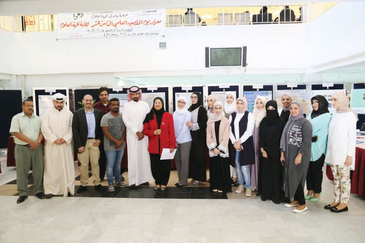 المشاركون في لقطة جماعية﻿