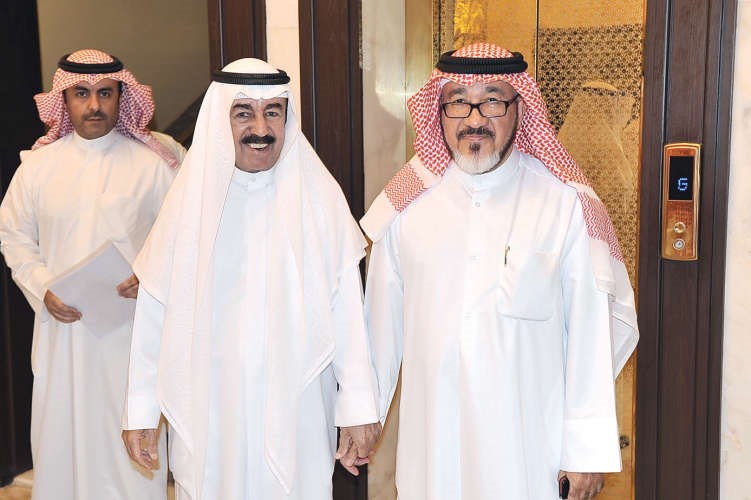 مستشار الادارة العامة الزميل يوسف عبدالرحمن وسلطان بن حثلين ومحمد سلطان بن حثلين﻿