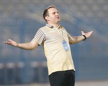 المدرب ميلوس فيليبت ينتظر مصيره الازرقكوم