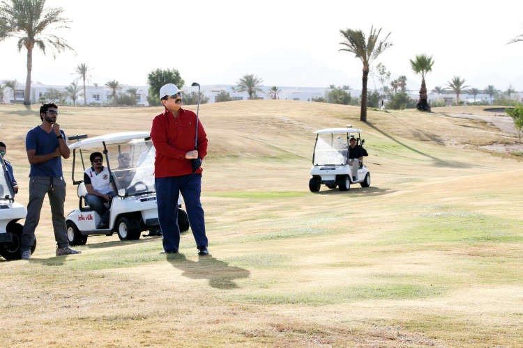 عاهل البحرين من شرم الشيخ: مصر ستكون مقصداً رئيسياً للسياحة في العالم