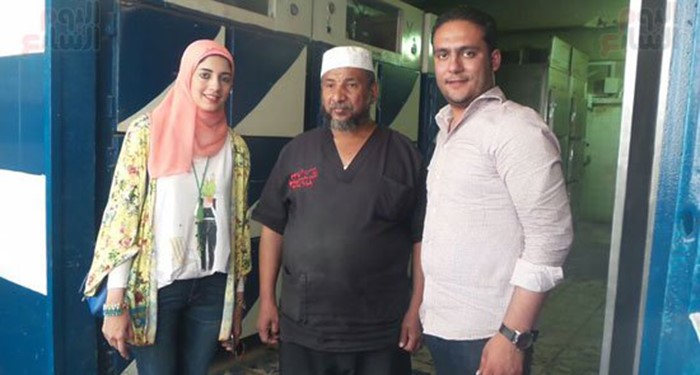 بالفيديو.. مغسل موتى: انا بقابل المتوفي بعد عزرائيل.. وأصوات من الثلاجات تناديني ليلاً !