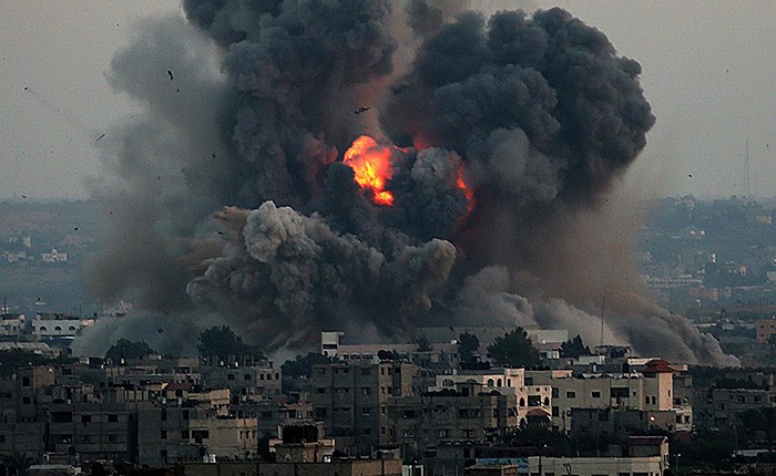 رغم محاولات فرض التهدئة.. القصف يتجدد في مدينة حلب