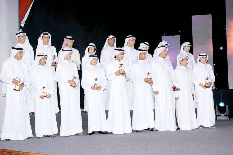 عدد من اللاعبين المكرمين ﻿