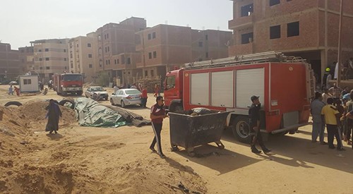 بالفيديو والصور.. مصر: إصابة 8 أشخاص في انهيار عقار سكني تحت الإنشاء بالشروق 