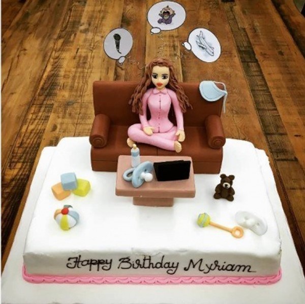 شاهد قالب عيد ميلاد ميريام فارس نجم مواقع التواصل كم أصبح عمرها؟