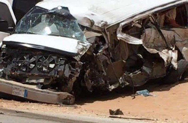صورة مؤثرة لبقايا أغراض المعلمات المتوفيات في حادث طريق في السعودية