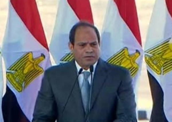 السيسي بالفرافرة.. كرر «ما بخافش» 9 مرات